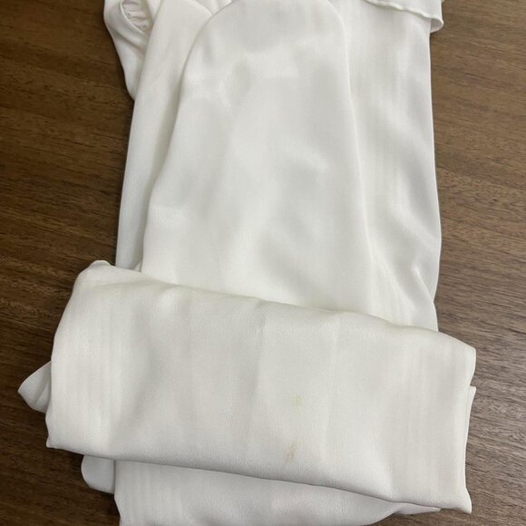 Vintage white sheer blouse, size L (~size 12). Two-layer wispy collar, puffy lon - Picture 3 of 4